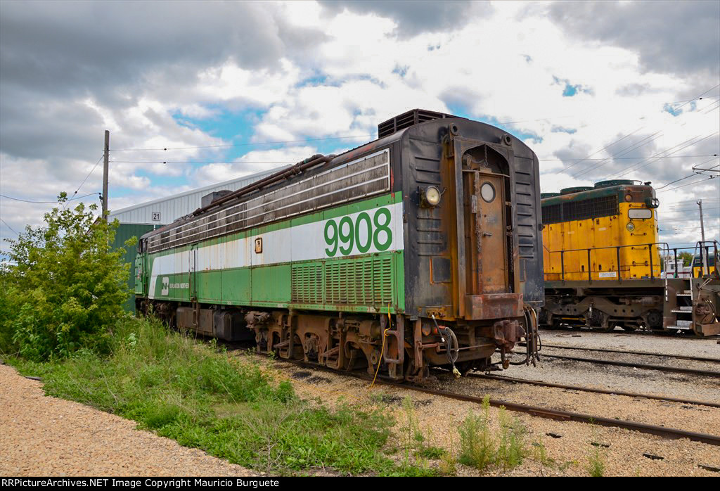 E-9AM Burlington Northern Locomotive